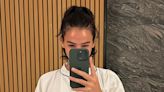 Bruna Marquezine posa de biquíni em quarto de hotel no Japão; fotos