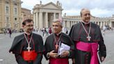 El papa se interesó por casos de abuso sexual en España en reunión con la cúpula de la CEE
