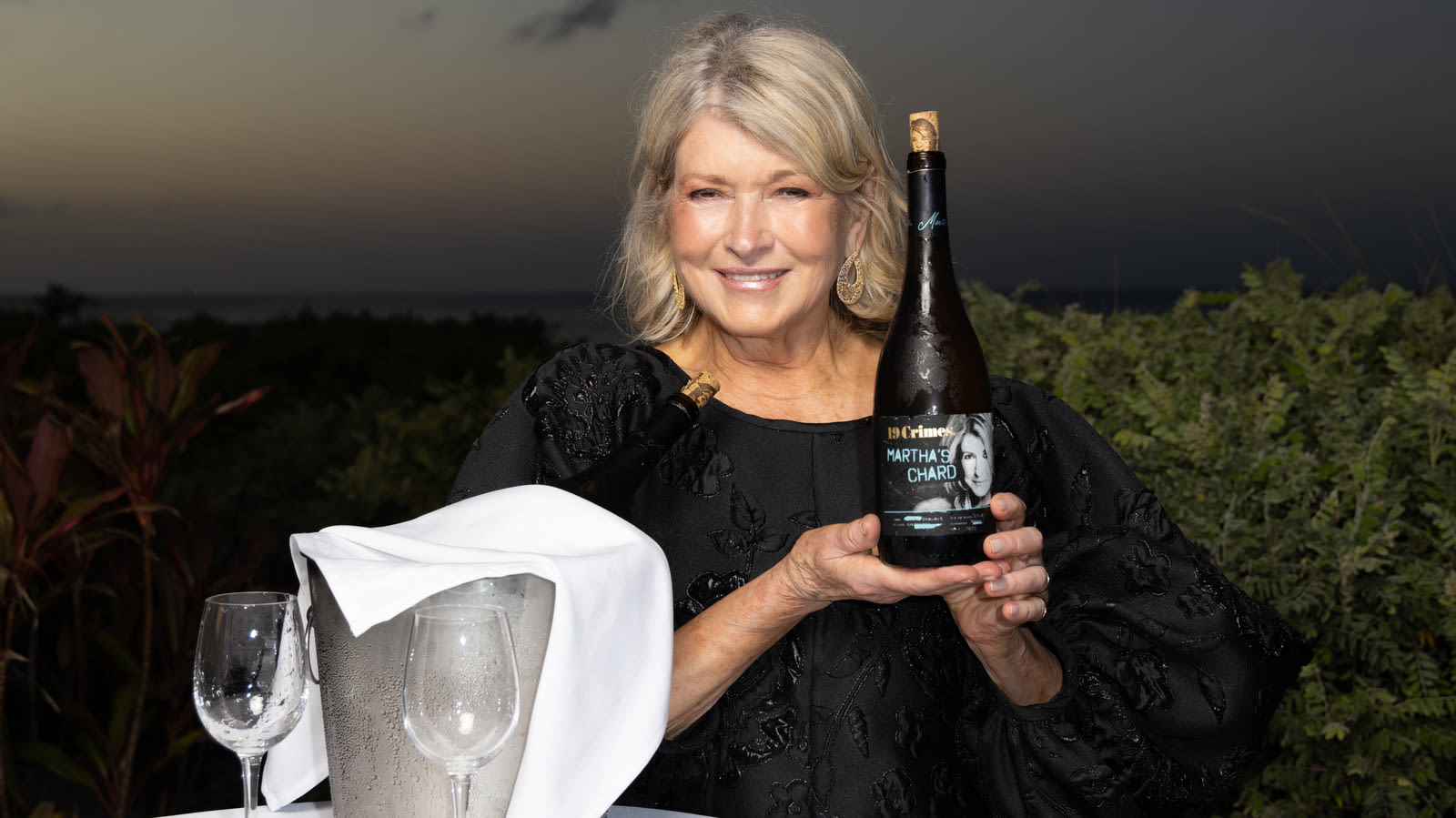 Turns Out, Martha Stewart And Kamala Harris Like To Drink Wine The Same Way