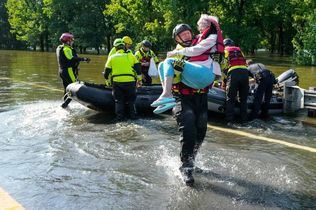 Houston braces for flooding to worsen in wake of storms