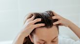 The Natural Product That May Help You Eliminate Dandruff