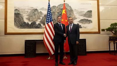 Xi dice a Blinken que EEUU debe ser “fiel” a su palabra y que hay ”problemas por resolver”
