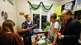 El nuevo día de Navidad en Ucrania une a la familia católica-ortodoxa
