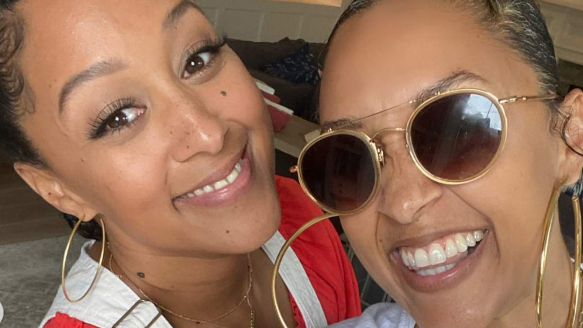 Tia Mowry Shares Emotional Early Birthday Tribute for Twin Tamera Mowry