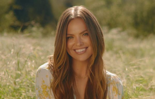 'The Bachelorette's Hannah Brown Dishes on Her Debut Romance Novel, Sequel Plans & More