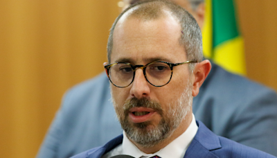 Comissão de Ética da Presidência abre investigação preliminar contra ministro da CGU por suposto conflito de interesses