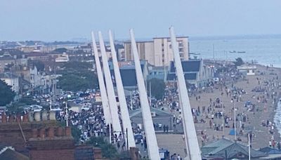 Photos show crowds on Southend seafront as 'keep away' warning issued by MPs