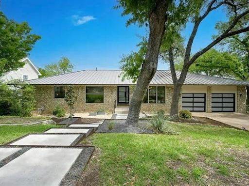 Jenna Elfman Puts Her Chic Austin Abode on the Rental Market for $13.5K a Month