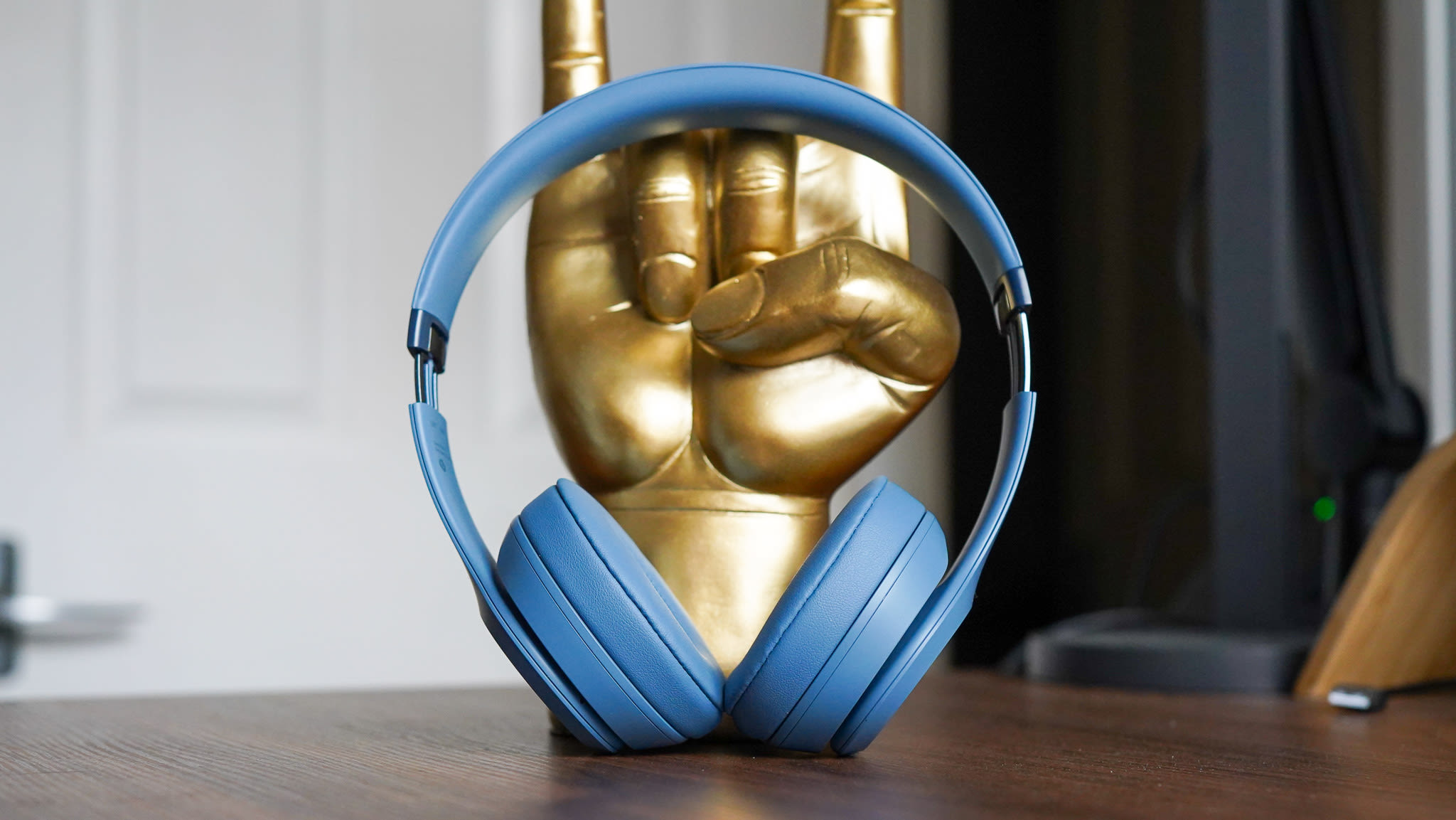 Beats Solo 4 review: solid grip, sonic bliss