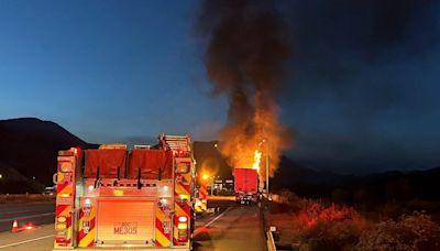 Big rig fire on 15 Freeway in the Cajon Pass snarls morning commute