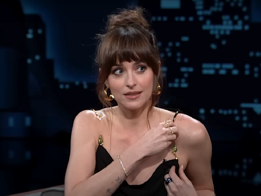 Dakota Johnson Having A Wardrobe Malfunction Right Before Discussing 'Dick Pics' With Jimmy Kimmel Feels Like Organic...