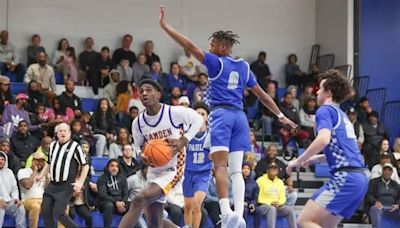 Camden High’s Billy Richmond signs with Arkansas and John Calipari