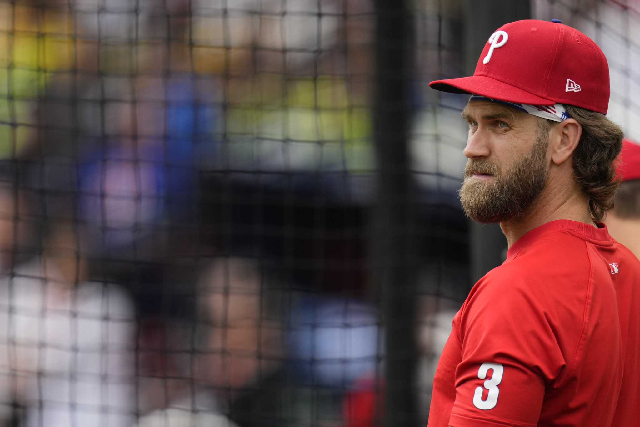 In London, Phillies slugger Bryce Harper says US cricket upset of Pakistan was 'awesome'