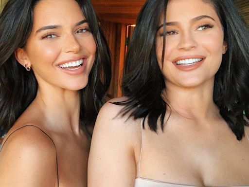 Kylie, Kendall y Kris Jenner, de paseo en Deià