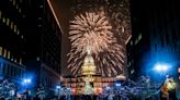 Thousands trek to downtown Lansing for annual Silver Bells in the City celebration