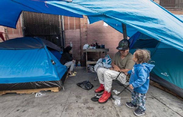 As L.A. County sees an increase in homeless families, agencies are struggling to help