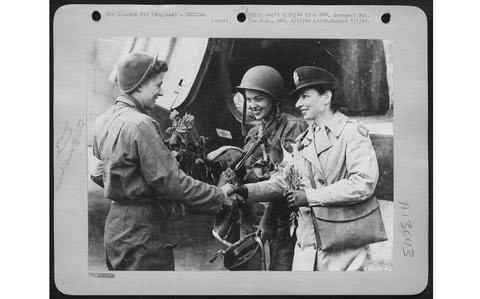 From the Archives: 5 U.S. Army Nurses Become First Allied Women to Land