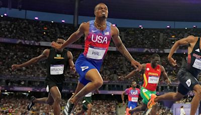 USA's Quincy Hall wins gold medal in men’s 400 meters with spectacular finish