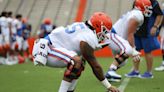 Florida football’s starting center sustains a lower-body injury
