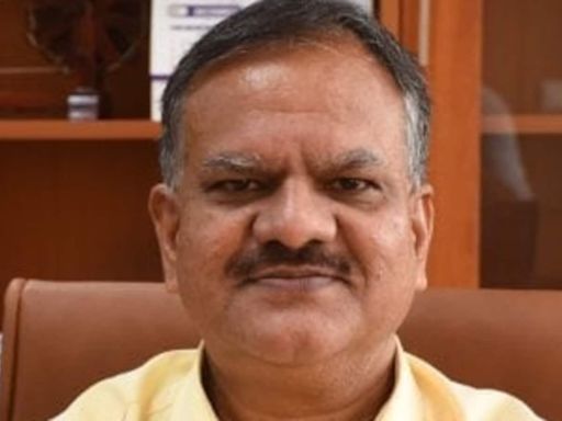 Who is Manoj Kumar Singh, new UP chief secretary and Yogi's trusted bureaucrat?