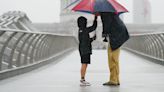 UK braced for thunderstorms, hail and 30C heat