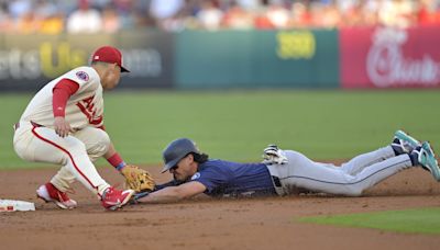 Angels Keep Veteran Infielder in Organization After Designating Him for Assignment