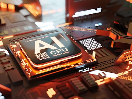 Arm Holdings Shares Sink Despite Huge Revenue Growth. Is This a Golden Opportunity to Buy the Stock?