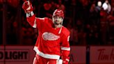 Sharks acquire veteran D-man, 2024 draft pick from Red Wings