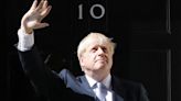 Boris Johnson ultrapassa moção de censura e continua no cargo