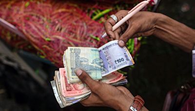 Indian Rupee Advances by Most in Five Months as Stocks Climb