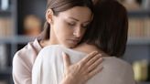 10 Caring Sympathy Messages To Console Someone Who’s Lost Their Mother