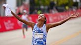 La fondista neerlandesa Hassan correrá 5.000 m, 10.000 m y maratón en París