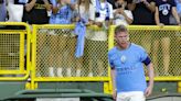 Packers QB Aaron Rodgers swaps jerseys with Man City’s Kevin De Bruyne