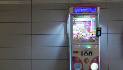 Claw machine games are Rio de Janeiro's new public enemy