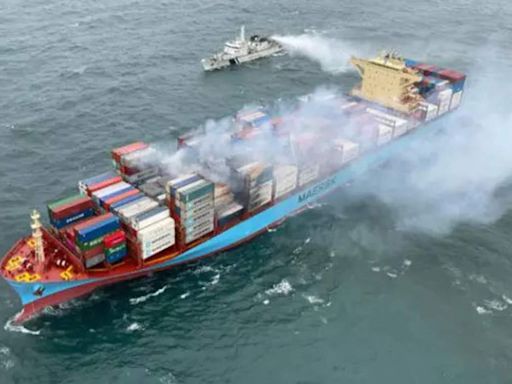 Coast Guard continues operation to prevent pollution after fire on merchant navy ship - ET EnergyWorld