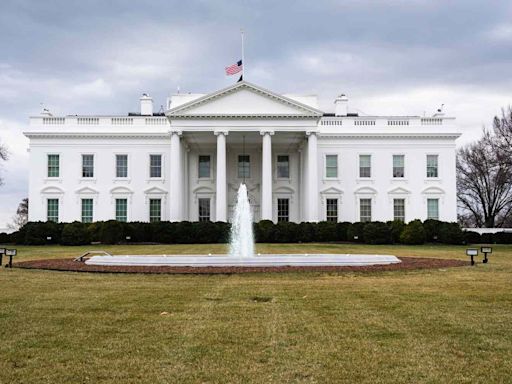 Man Dead After Crashing His Car into Security Barrier at White House