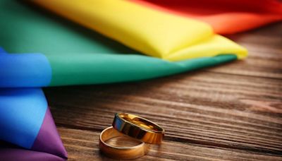 Chicago Priest Blesses Same-Sex ‘Spouses,’ Says Fiducia Supplicans Allows It