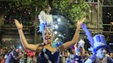 Luces, figuras, humor e ironía pintan el regreso del carnaval más largo del mundo