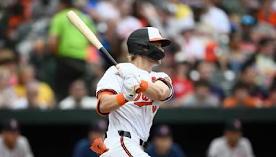 Orioles cruise by Red Sox