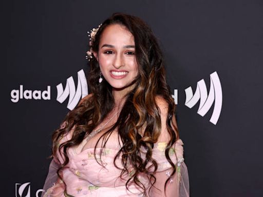 Fans React to Jazz Jennings' Inspiring Weight Loss Journey