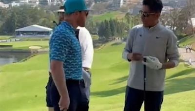 "Vamos al ring", Canelo y Jorge Campos se retan a una pelea mientras juegan al golf | VIDEO