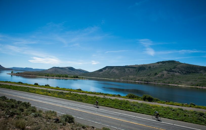 Blue Mesa Reservoir bridge cracking closes U.S. 50 between Montrose, Gunnison