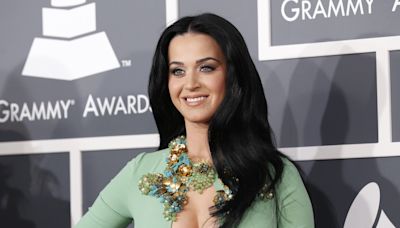 Autoridades espanholas investigam impacto ambiental de videoclipe de Katy Perry