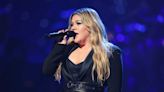 Watch Kelly Clarkson Find Out About Scandoval & Take a Dig at Her Ex-Husband