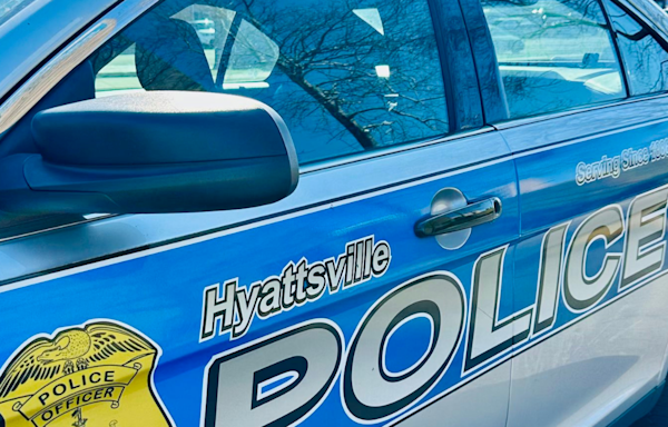 Teen stabbed in Hyattsville near Northwestern High School