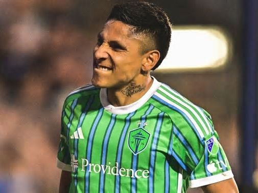 DT de Seattle Sounders elogió a Ruidíaz tras doblete: " No hay muchos en esta liga que tengan esa astucia"