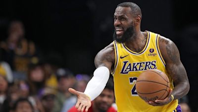 LeBron James Takes Issue With Former Lakers Teammate’s Award: ‘Kind of Stings’