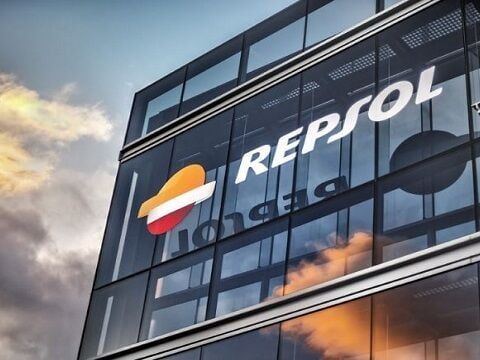 Repsol obtiene licencia de Estados Unidos para seguir operando en Venezuela