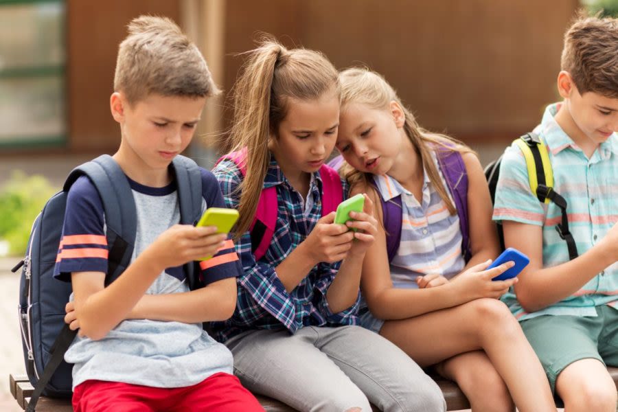 Changes to Tri-Cities school cell phone policies to avoid distractions and improve safety