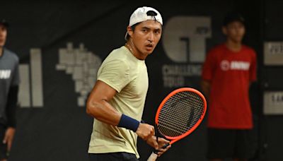 Sakamoto vence mais um duelo de 3h e faz quartas na Bolívia - TenisBrasil